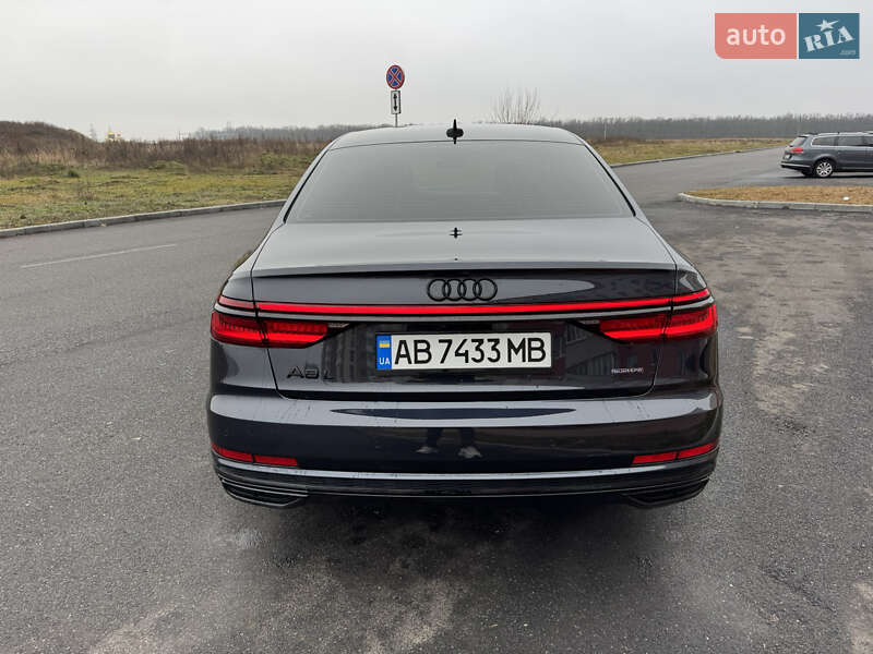 Седан Audi A8 2021 в Виннице