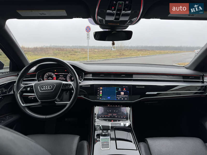 Седан Audi A8 2021 в Виннице
