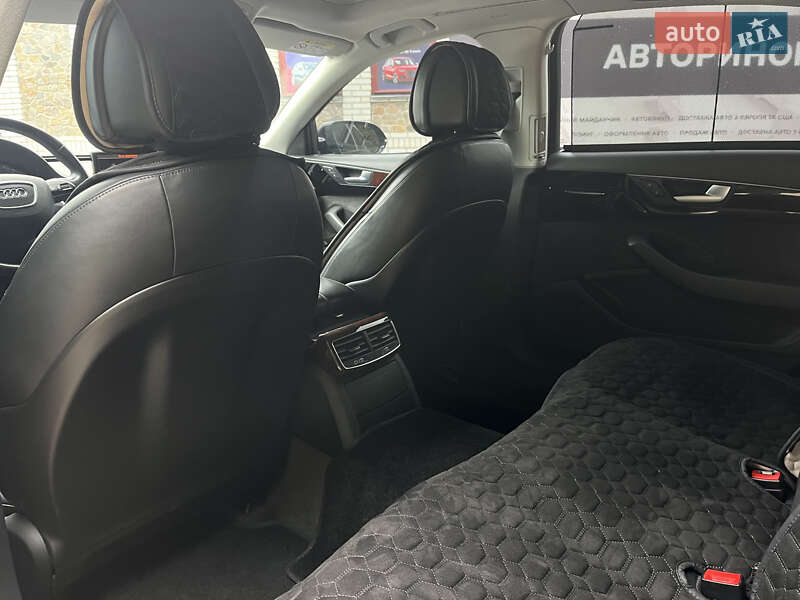 Седан Audi A8 2017 в Білій Церкві