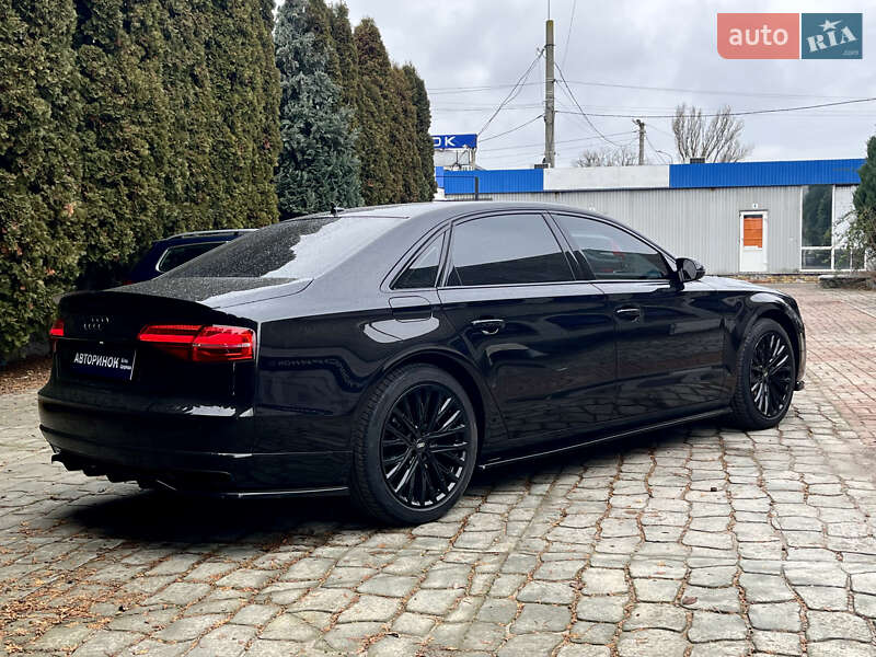 Седан Audi A8 2017 в Білій Церкві