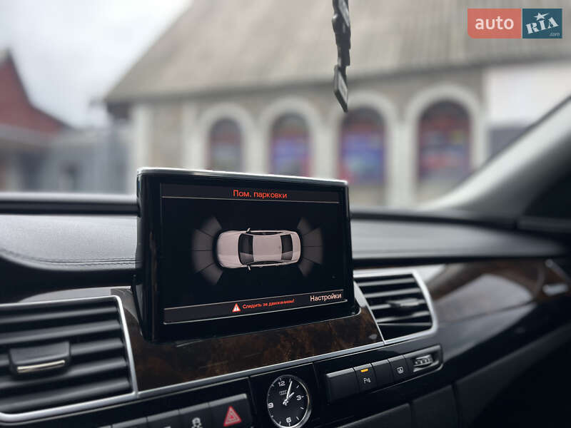 Седан Audi A8 2017 в Білій Церкві