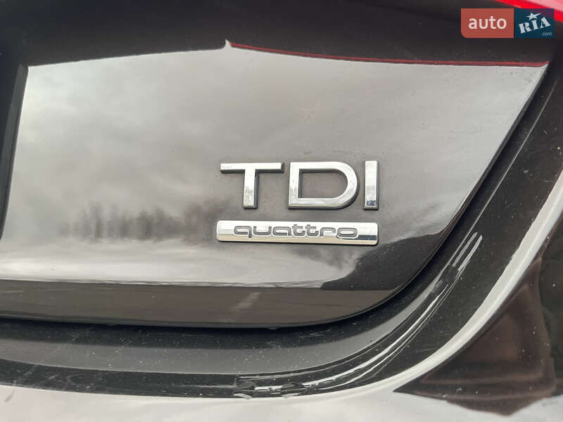 Седан Audi A8 2013 в Киеве