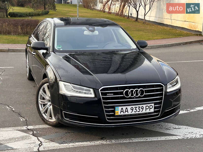 Седан Audi A8 2013 в Киеве