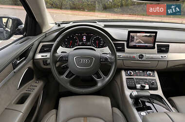 Седан Audi A8 2013 в Киеве