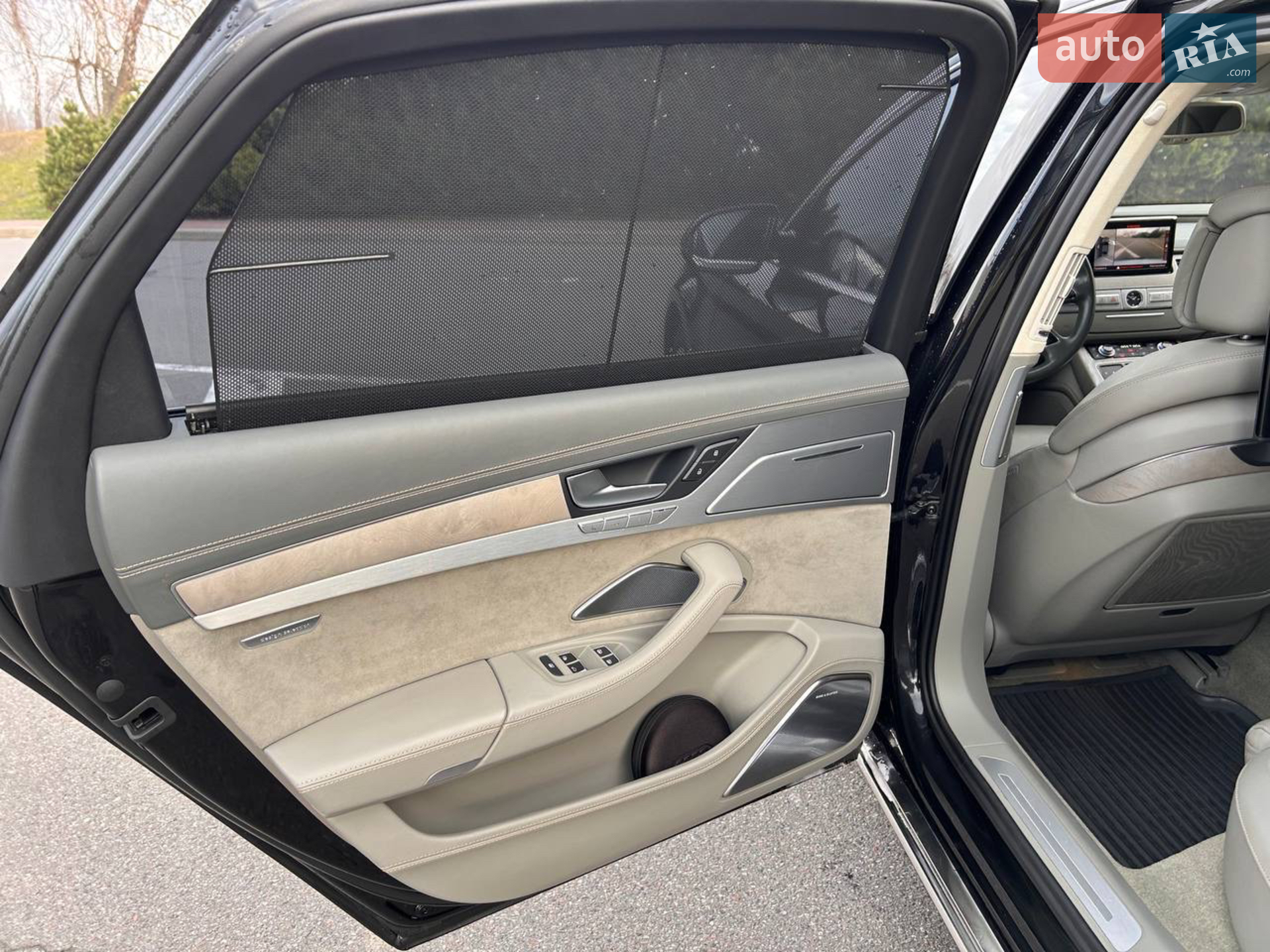 2013 Audi A8 - мініатюра 136