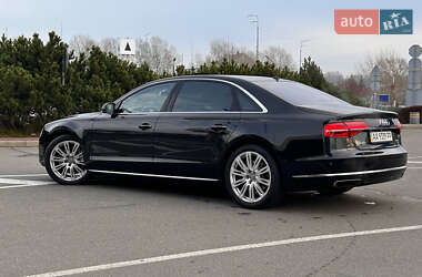 Седан Audi A8 2013 в Киеве