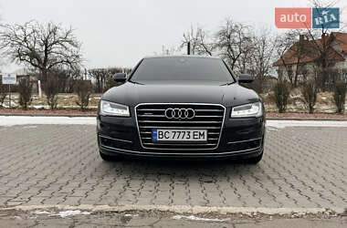 Седан Audi A8 2014 в Львове