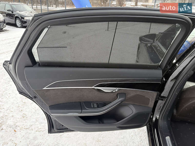 Седан Audi A8 2020 в Вінниці