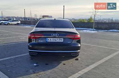 Седан Audi A8 2017 в Мукачевому