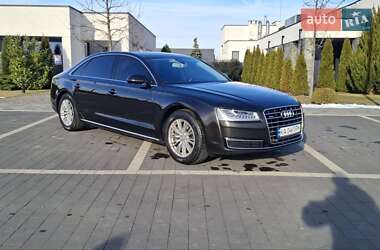 Седан Audi A8 2017 в Мукачевому