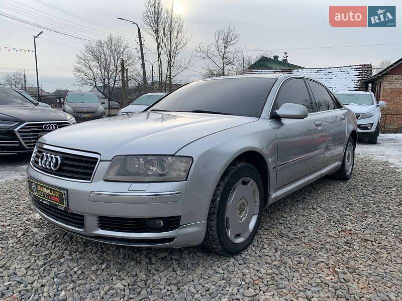 Седан Audi A8 2003 в Коломые