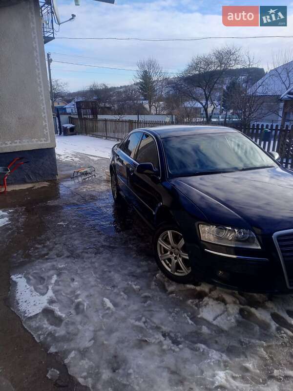Седан Audi A8 2007 в Ивано-Франковске