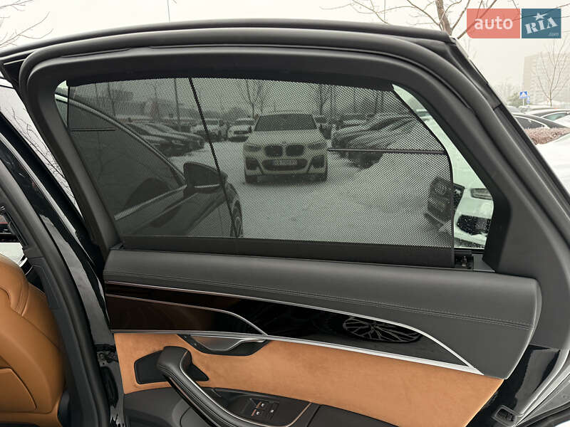 Седан Audi A8 2022 в Киеве фото 33 Седан Audi A8 2022 в Киеве