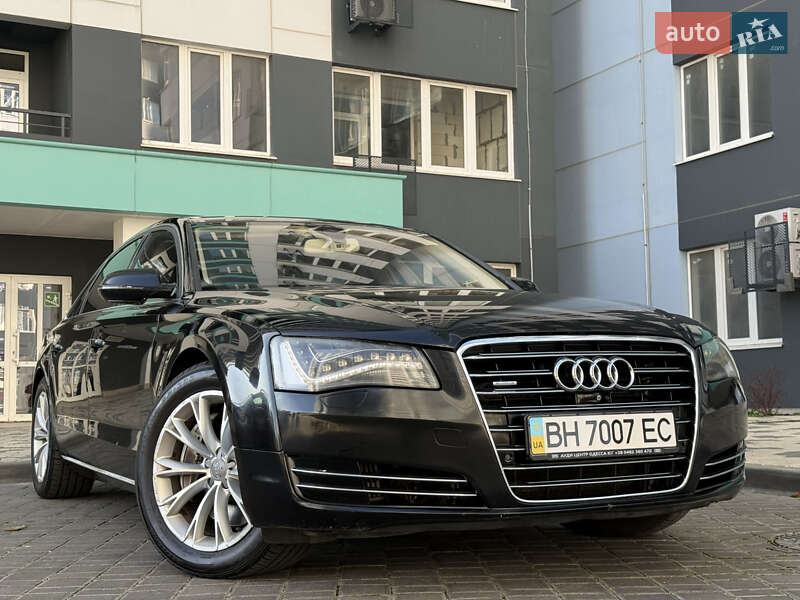 Седан Audi A8 2012 в Одессе
