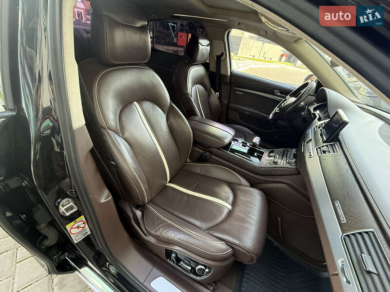 Седан Audi A8 2012 в Одессе