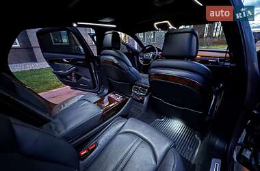 Седан Audi A8 2013 в Одессе