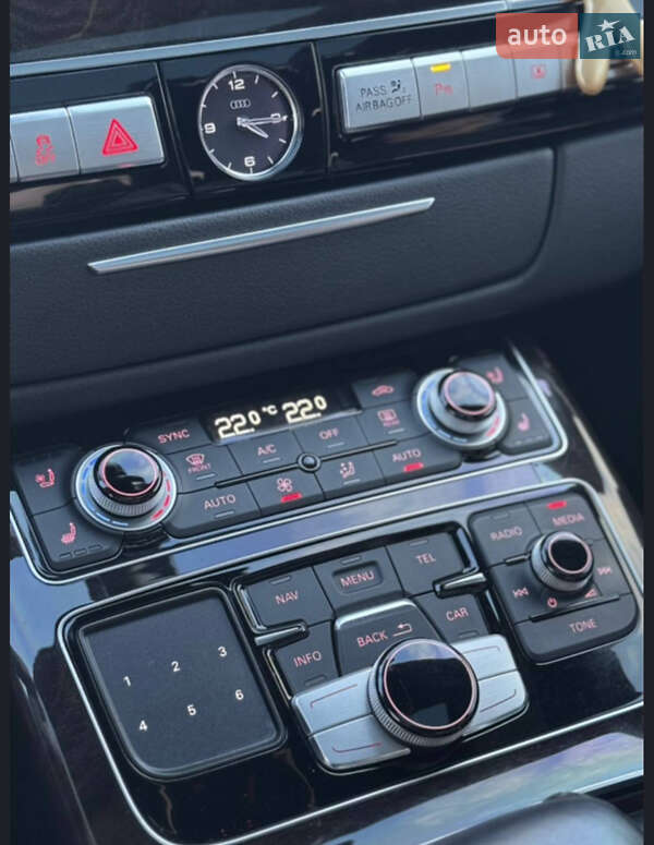 Седан Audi A8 2016 в Запорожье