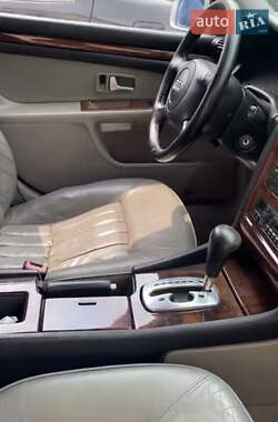 Седан Audi A8 1998 в Василькові