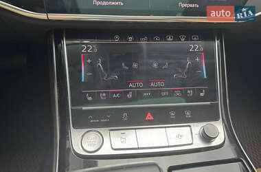 Седан Audi A8 2018 в Киеве