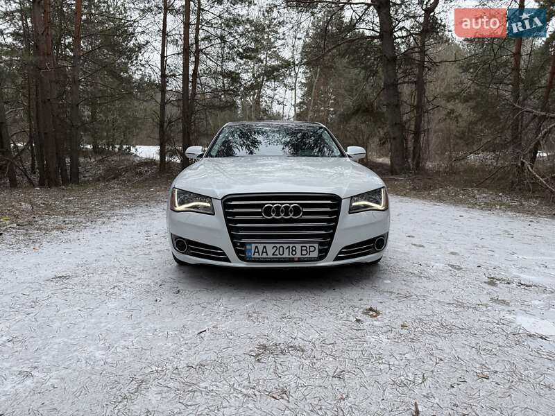 Седан Audi A8 2013 в Киеве