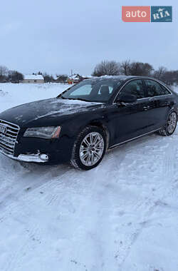 Седан Audi A8 2013 в Луцке
