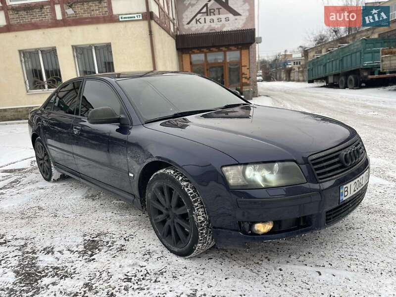 Седан Audi A8 2004 в Полтаве