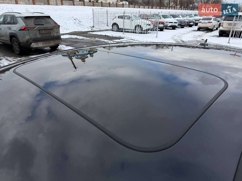 Седан Audi A8 2012 в Кривом Роге