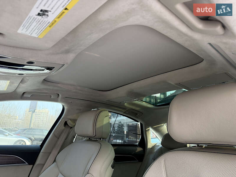 Седан Audi A8 2020 в Киеве
