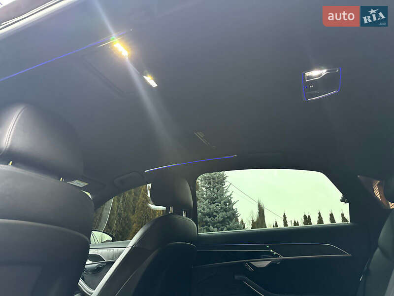 Седан Audi A8 2021 в Днепре