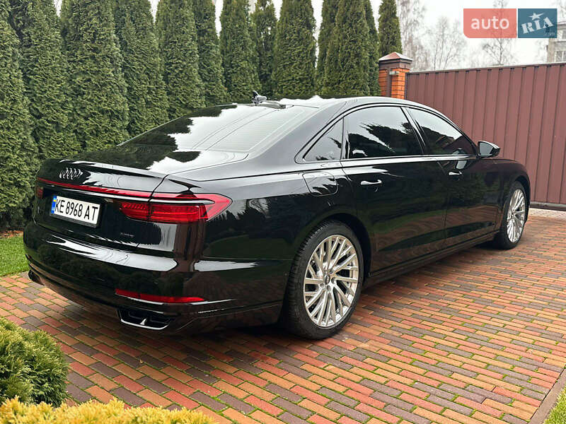 Седан Audi A8 2021 в Днепре