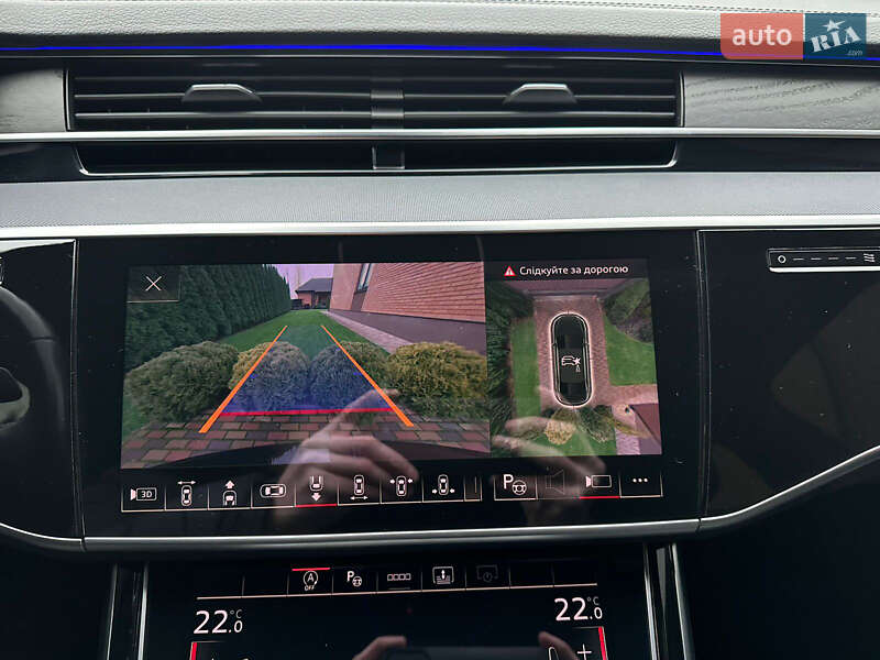 Седан Audi A8 2021 в Днепре