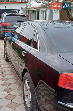 Седан Audi A8 2005 в Днепре