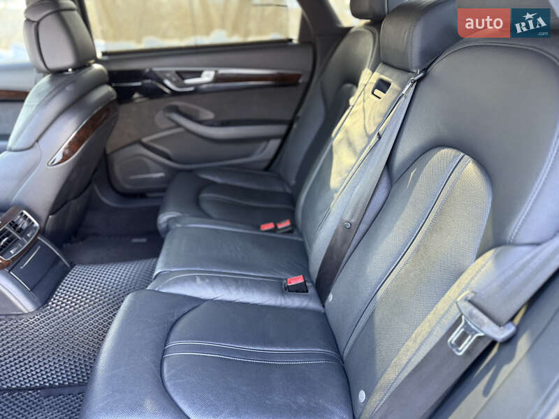 Седан Audi A8 2014 в Киеве