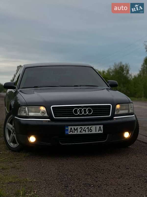 Audi A8