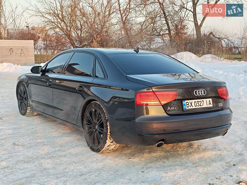 Седан Audi A8 2013 в Житомире