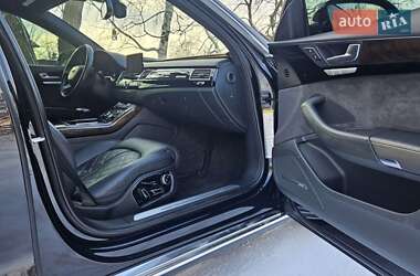 Седан Audi A8 2014 в Харькове