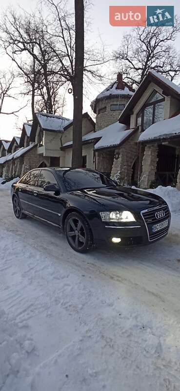 Седан Audi A8 2004 в Львове