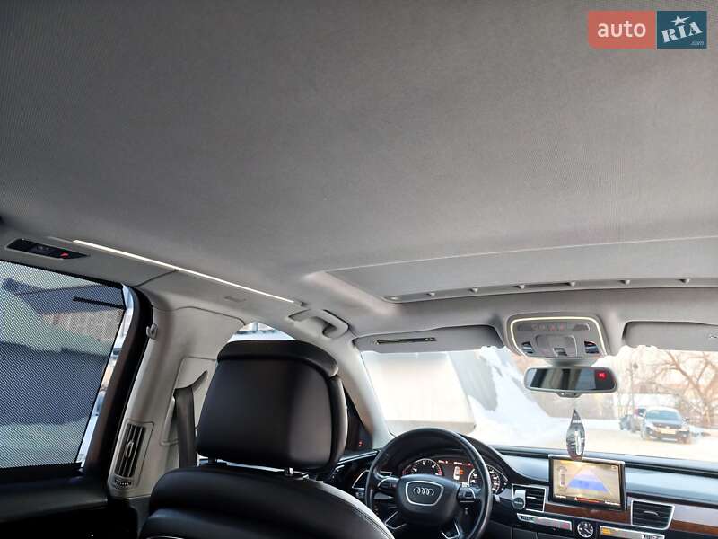 Седан Audi A8 2013 в Житомире