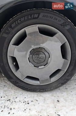 Седан Audi A8 2001 в Одессе