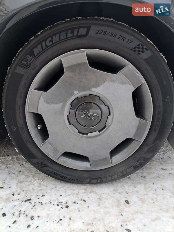 Седан Audi A8 2001 в Одесі