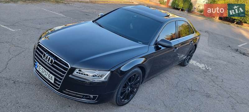 Седан Audi A8 2014 в Кривому Розі