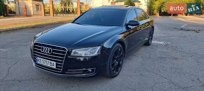 Седан Audi A8 2014 в Кривому Розі