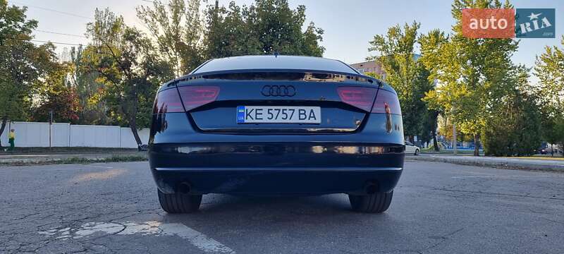 Седан Audi A8 2014 в Кривому Розі