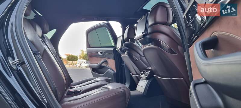 Седан Audi A8 2014 в Кривому Розі