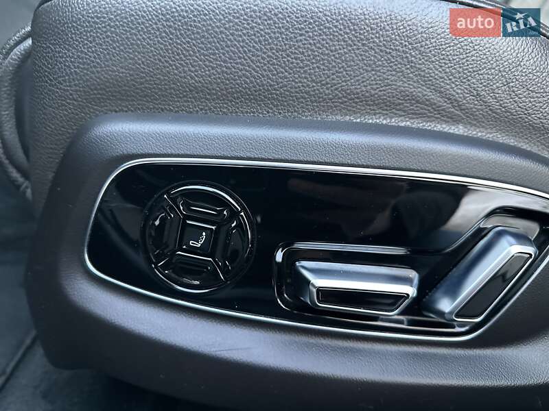 Седан Audi A8 2019 в Киеве