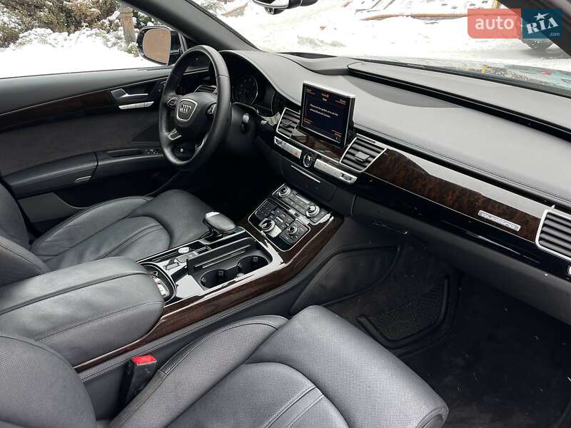 Седан Audi A8 2016 в Киеве фото 28 Седан Audi A8 2016 в Киеве