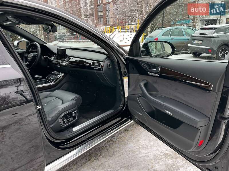 Седан Audi A8 2016 в Киеве фото 32 Седан Audi A8 2016 в Киеве
