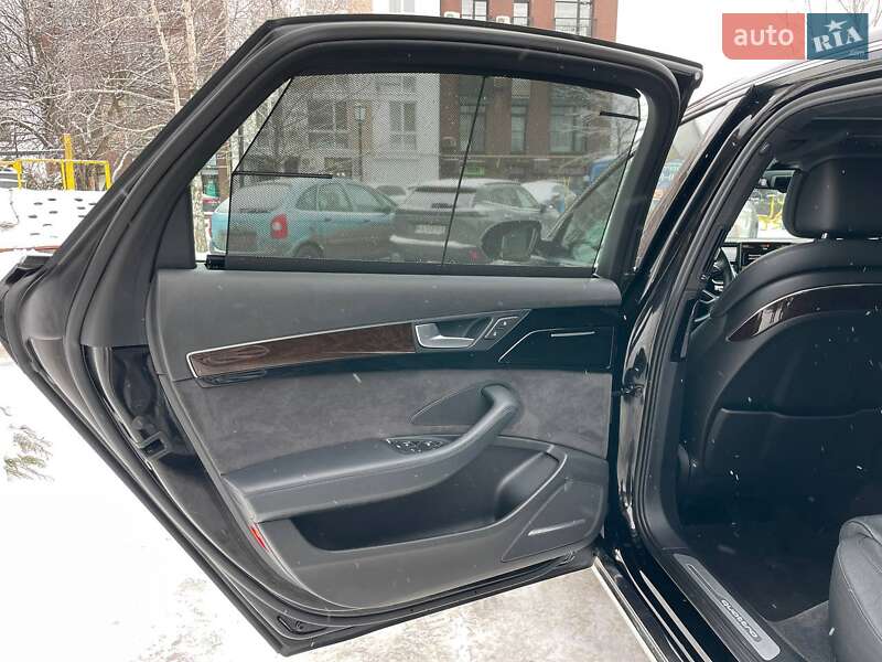 Седан Audi A8 2016 в Киеве фото 34 Седан Audi A8 2016 в Киеве