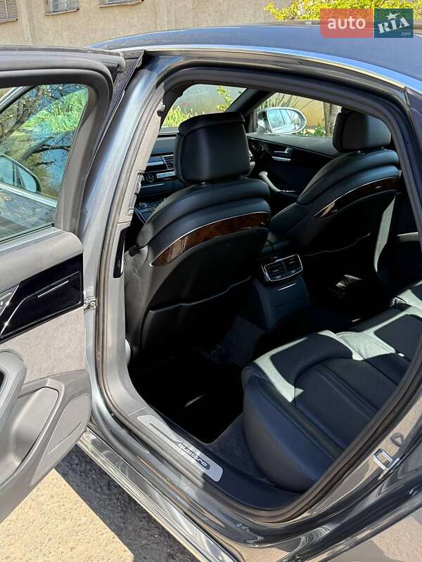 Седан Audi A8 2016 в Ужгороде фото 3 Седан Audi A8 2016 в Ужгороде