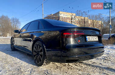 Седан Audi A8 2013 в Днепре